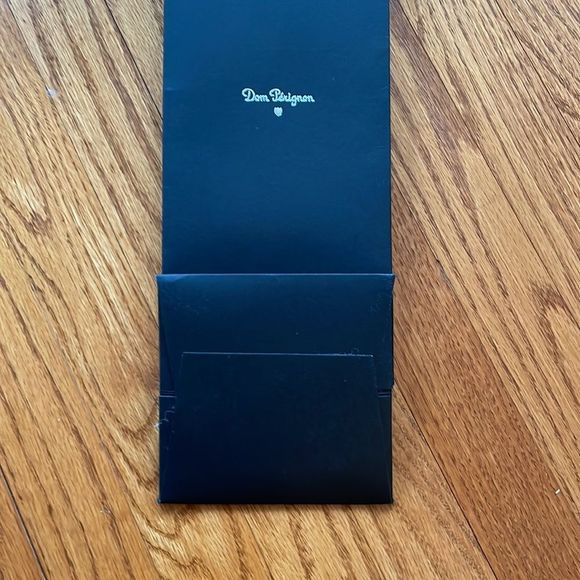 ⭐️Dom Perignon - Luxury empty bag! ⭐️ - Picture 11 of 11